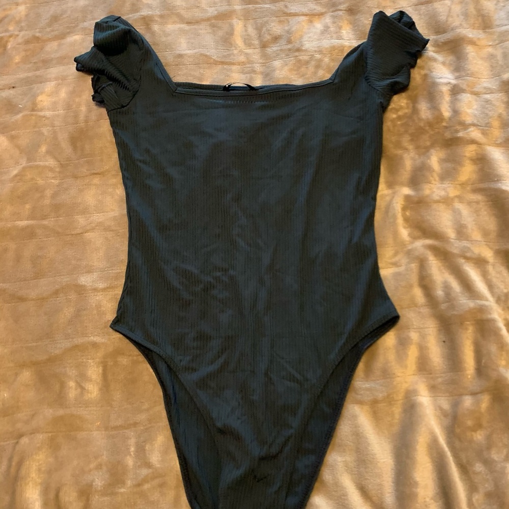 NWOT Women’s Shein Bodysuit Size M